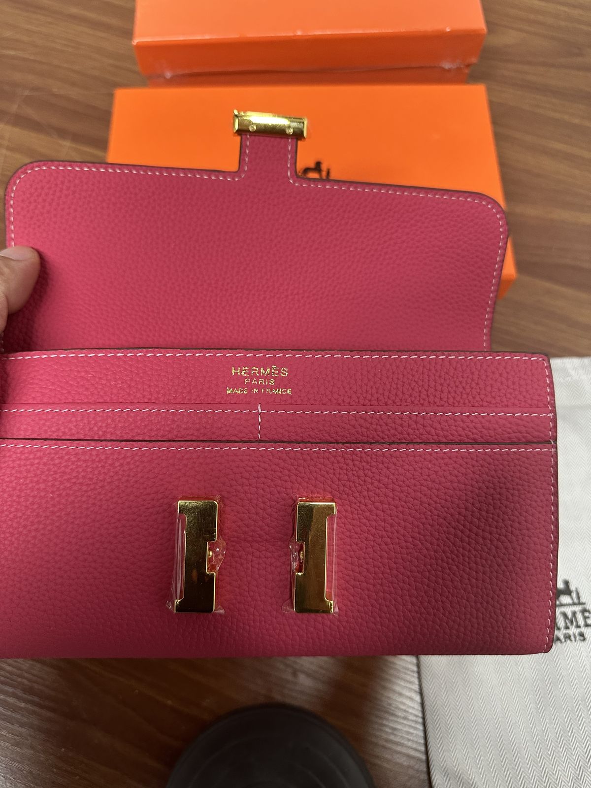 Pink H-Clasp Long Wallet K16 product view 3